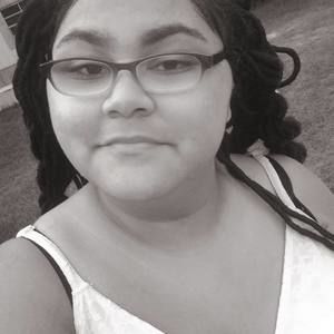 Meet your Posher, Michaela